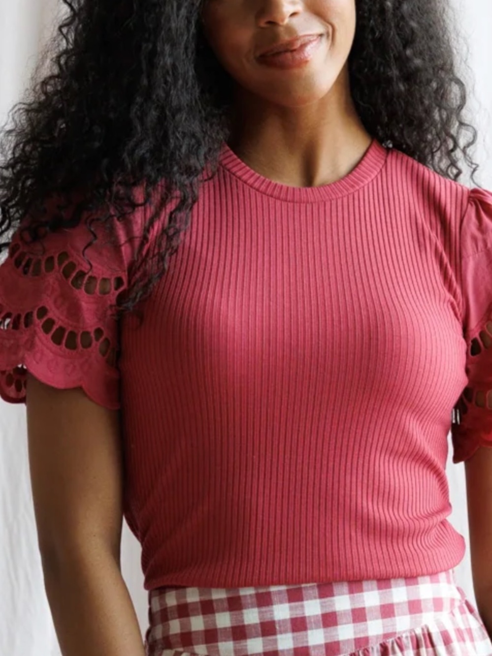Beautiful Red Puff Sleeve Ribbed Top!